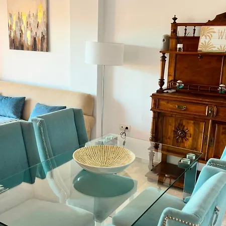 - Alicate Beachfront Apartment- 8 Marbella