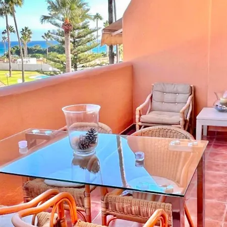 Apartment - Alicate Beachfront Apartment- 8 *