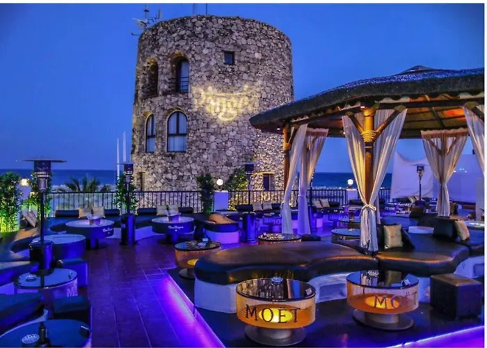 - Alicate Beachfront Apartment- 8 Марбелья