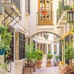 - Alicate Beachfront Apartment- 8 Apartamento Marbella